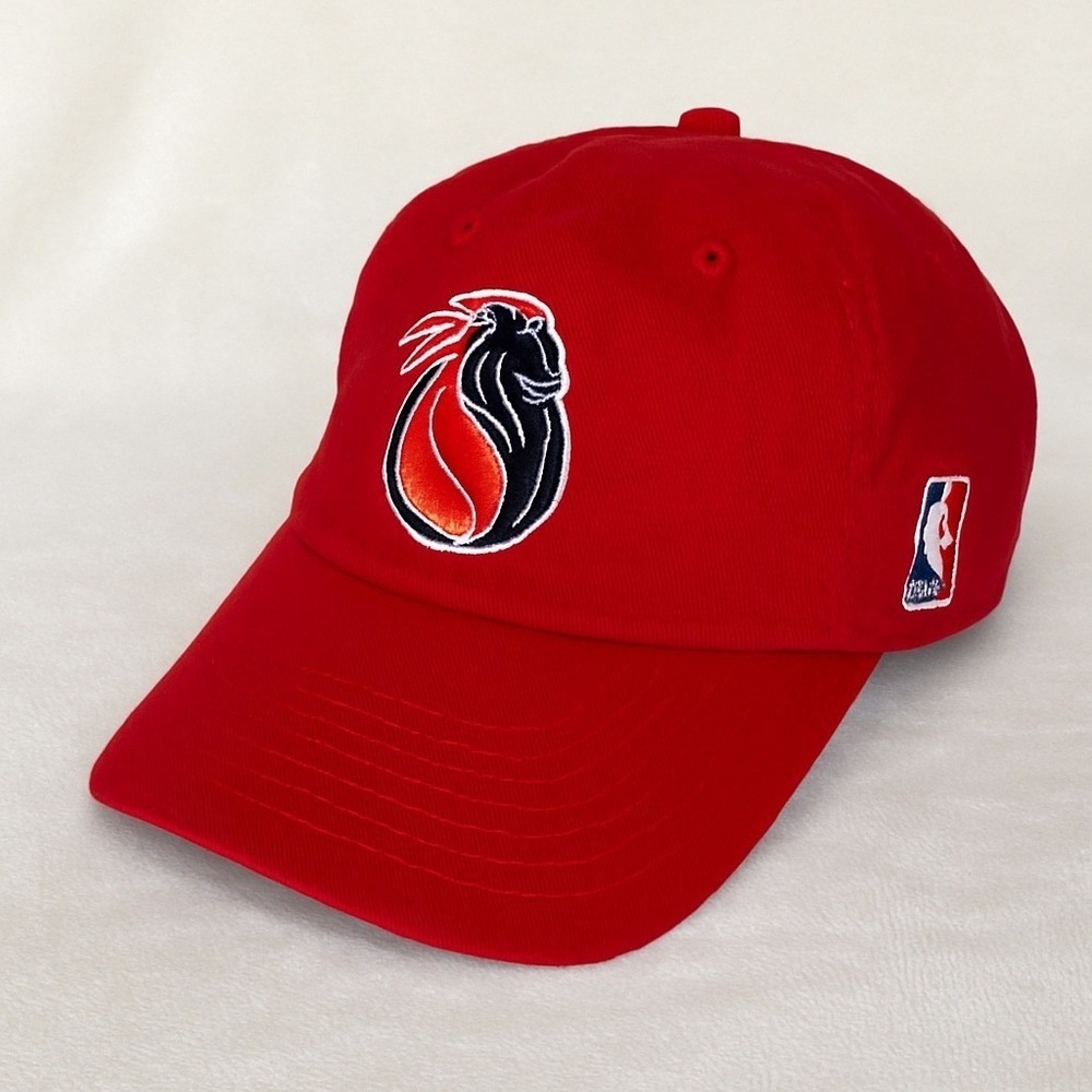 Vintage Detroit Pistons 90s Logo Hat Red NBA Cap Teal Era Reebok EUC